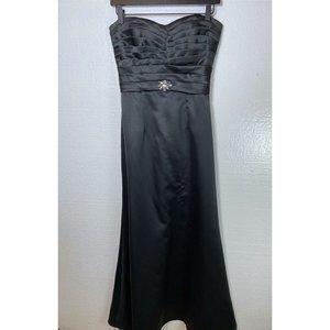 Mori Lee 8 Black Strapless Rhinestone Formal Dress